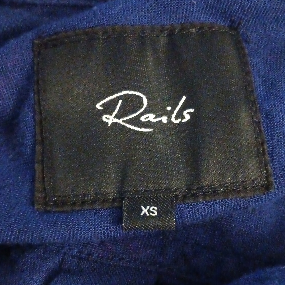 Rails Taitum Button Front Collared Shirt - Picture 4 of 4